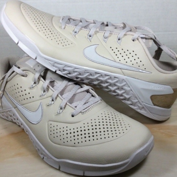 nike metcon 4 leather